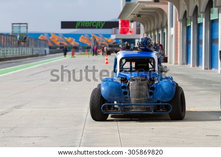 ISTANBUL, TURKEY - NOVEMBER 02, 2014: A legends car in pit lane in Istanbul Park Circuit