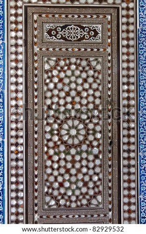 A door decoration by mother of pearl