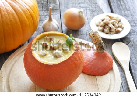 [Obrazek: stock-photo-pumpkin-soup-and-components-112534949.jpg]