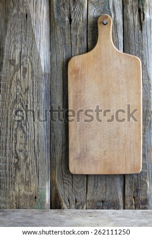 Empty old vintage cutting board food background concept