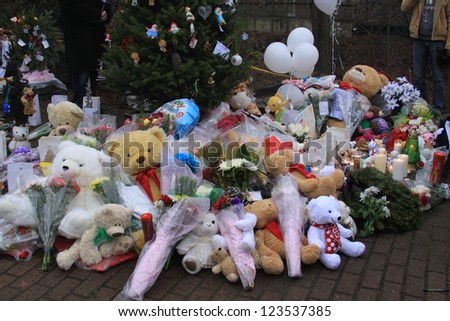 NEWTOWN, CT., USA-DEC. 16: Sandy Hook Elementary School shooting, Assorted Memorial for victims of the shooting, Dec 16, 2012 in Newtown, CT., USA