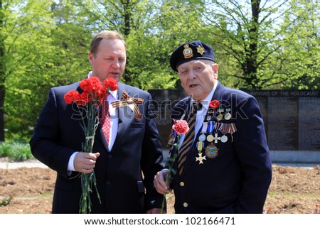 TORONTO  MAY 09: Veteran of Jewish Legion and Russian consul at annual meeting of veterans of 2-nd World War in May 09 2012 in Toronto, Canada.