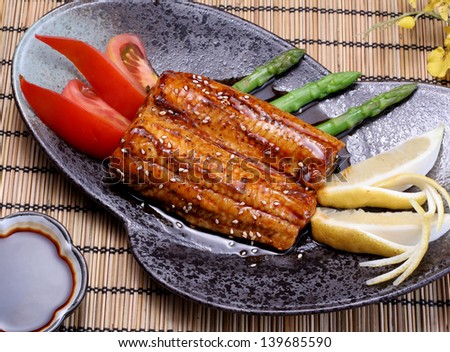 japanese sea eel set  photo  seafood