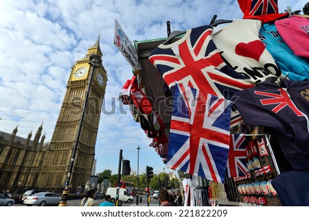 LONDON - OCTOBER 02: typical London street stall selling tourist souvenirs on October 02, 2014 in London, UK. London is one of the world\'s leading tourism destinations