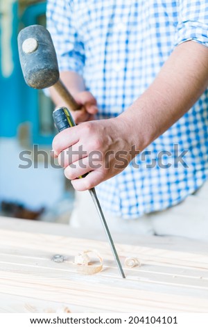 gouge wood chisel carpenter tool hand hammer craftsman