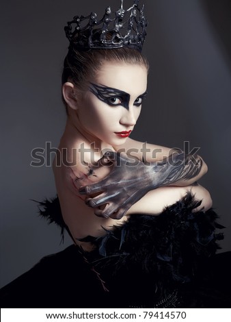 Black Swan Crown