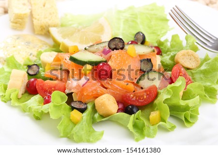 salmon salad with berries fruit