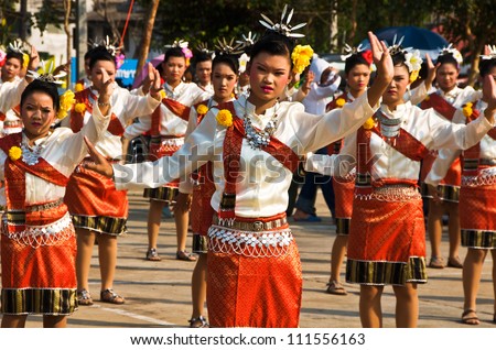 YASOTHON,THAILAND-FEB 17: unidentified Thai children in native dress dance in 