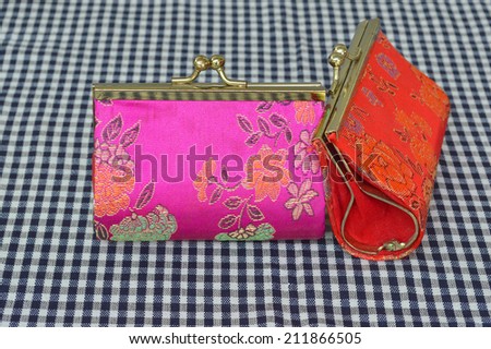 pretty handbags on cotton cloth