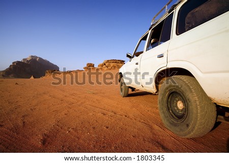car stopped in the desert