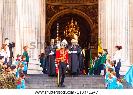 LONDON - NOV 11 : Parade of Remembrance Sunday pictured on November 11, 2012 in London at St-Paul cathedral. It was attended by Lord Mayor of Greater London, Lady Mayoress, Sheriffs and Ladies.