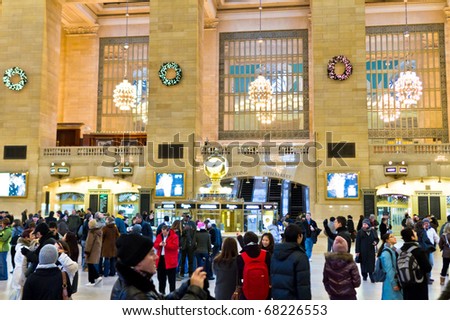 NEW YORK - DEC 25 : Grand central terminal station pictured on December 25, 2010 in New York (USA). Opened in 1871, It is the largest train station in the world by number of platforms (44 platforms).