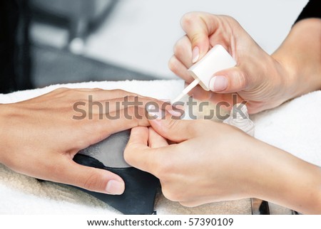 cosmetic beauty treatment for fingernails and hands