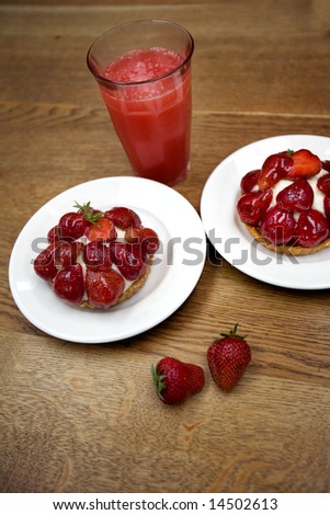 strawberry dessert with strawberry juice