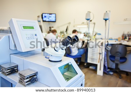 laser machine in jewelry work station