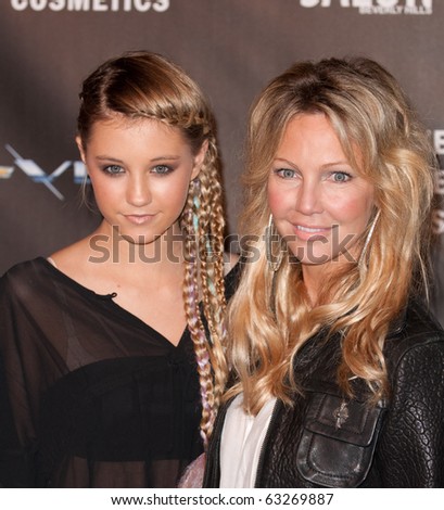  LOS ANGELES OCTOBER 17 Actress Heather Locklear and model Ava Sambora