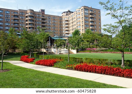 Hotel building in Washington DC, seen from the garden; in horizontal orientation