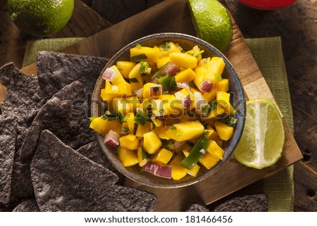 Fresh Homemade Mango Salsa with Corn Chips