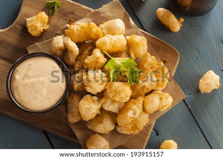 Beer Battered Wisconsin Cheese Curds with Dipping Sauce