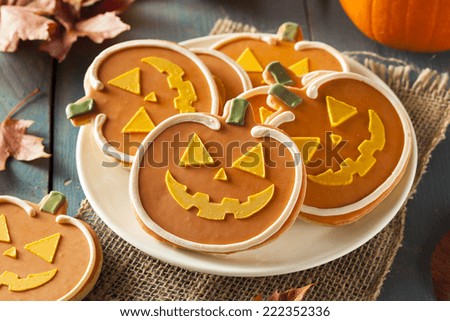 Homemade Jack O\'lantern Pumpkin Cookie for Halloween