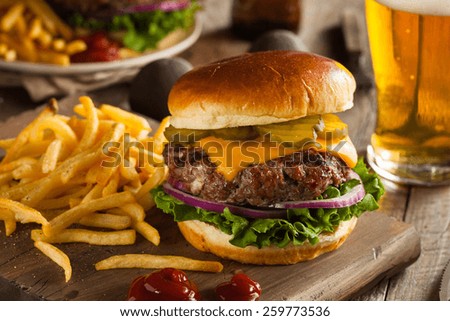 Grass Fed Bison Hamburger with Lettuce and Cheese