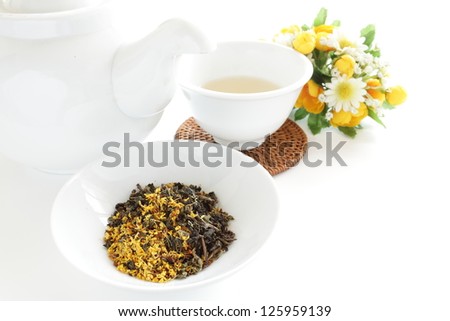 chinese herbal tea, oolong and osmanthus flowers