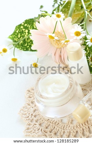 Moisturizer and lower for beauty and cosmetic image