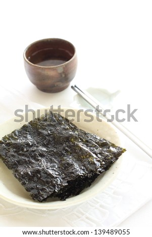 Korean food, Gim sesame oil roasted Edible seaweed
