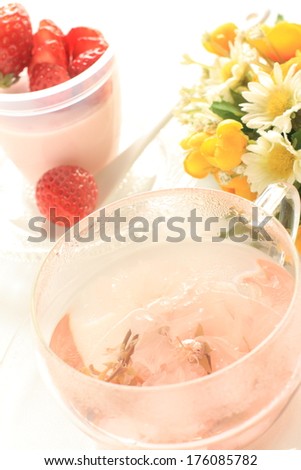Japanese spring drink, Sakurayu Cherry blossom tea