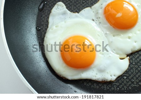 pan fried sunny side up egg