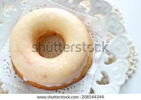 home bakery, lemon icing donut