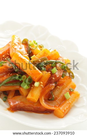 Korean food, rice cake stir fried with vegetable Tteokbokki