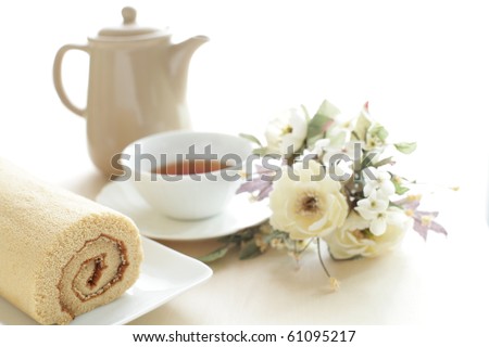 Coffee roll cake styling with English tea\'s afternoon tea image