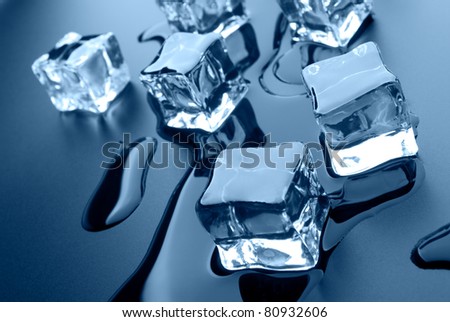 Thawing cubes of ice close up