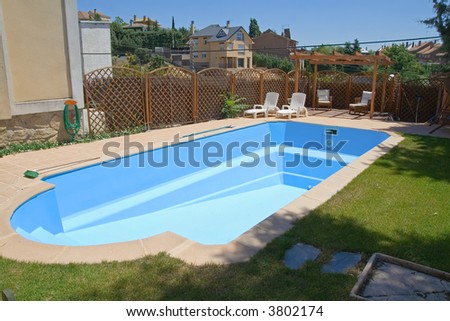 Brand new garden swimming pool, ready to fill