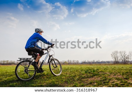 Off road Racing Cyclist