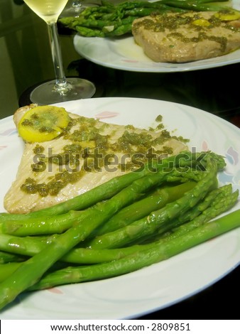 Tuna Fillet and Asparagus Dinner