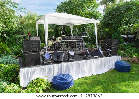 Scene for musicians perform at private party