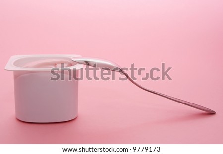 single portion of strawberry yogurt