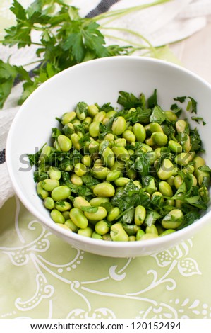 Shelled edamame beans with parsley salad