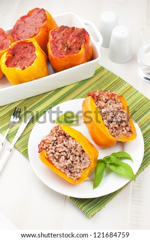 Baked bell pepper stuffed with rice and ground meat