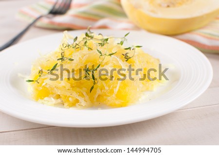 Cooked yellow spaghetti squash plate