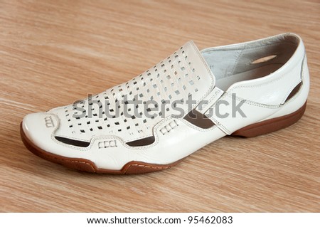 Beautiful and stylish white shoes for men
