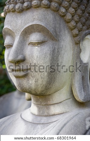 statue image of buddha close up