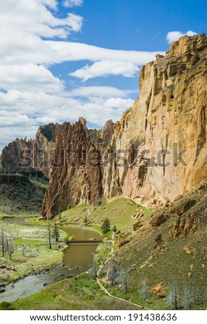 Smith Rock State Park in Oregon USA