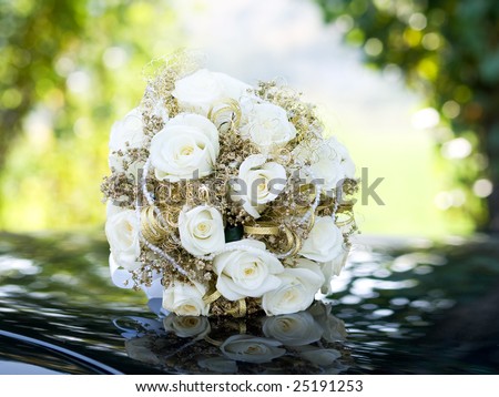 wedding flowers background. wedding bouquet at natural