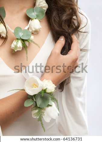elegant floral wedding decoration made of roses and tulips