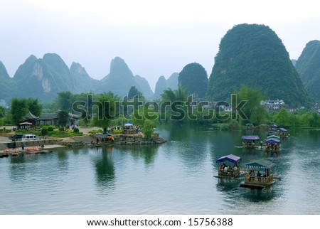 Bamboo raft at the Ulong river near Yangshuo, Guanxi province, China