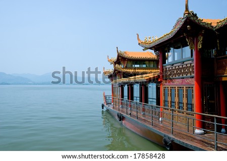 Traditional ship at the Xihu (West lake), Hangzhou, China