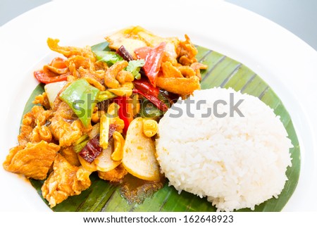 Stir fried chicken with cashew and jasmine rice
